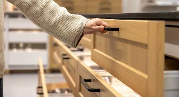 Периодические проверки механизмов позволяют выявлять ослабленные соединения и поврежденные элементы до возникновения серьезных поломок. Рекомендуется раз в три-шесть месяцев осматривать все движущиеся части и подтягивать крепежные элементы, чтобы избежать расшатывания и заеданий.