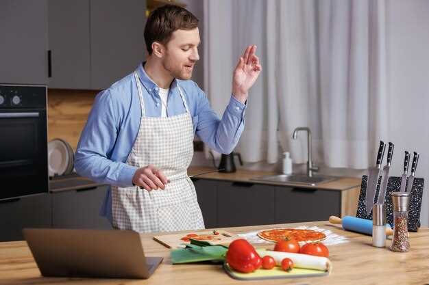 При планировке избегайте расположения ключевых элементов вдоль одной линии, особенно если пространство ограничено. Такой подход увеличит необходимость частых переходов, что усложняет работу и ведет к увеличению времени на выполнение стандартных операций. Вместо этого используйте сгруппированные рабочие зоны, разбитые на функциональные участки, что позволит организовать процесс максимально логично и без лишних затрат сил.