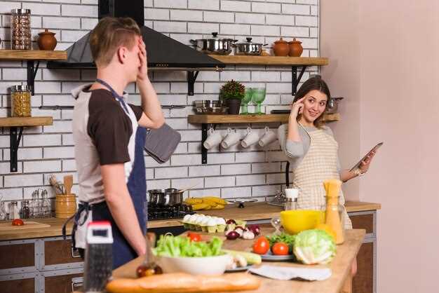 Переключение сфокусированности на предотвращение накопления пыли, жира и грязи поможет сохранить первоначальный внешний вид и функциональность элементов. Регулярное использование специальных средств для удаления жира и налета обеспечивает защиту поверхности и снижает риск появления коррозии или разрушения слоев. Не допускайте скопления грязи в труднодоступных местах, например, в засорах между панелями и стыками, что поможет предупредить развитие бактерий и обезопасить здоровье.